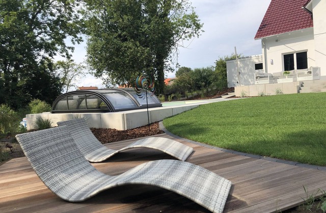 Dream vacation, luxury and relaxation with your own pool and sauna