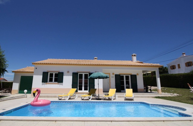 Dream villa with its own pool. How to vacation !
