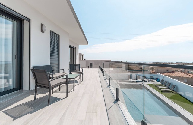 Dream Villa - w/Ocean View and Private Swimming Pool