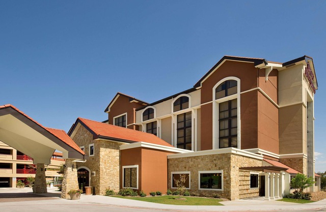 Drury Plaza Hotel San Antonio Airport
