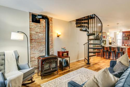 Dtwn at Your Door Historic Frederick Gem with Yard!