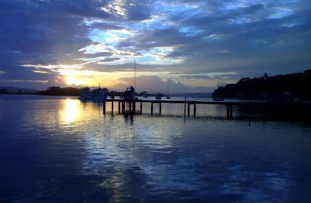 Ducks Bungalow- Lake Macquarie