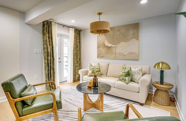 Dulles Executive Resort, VA, 5 mn from IAD, 10 mn from Reston-Town Center.