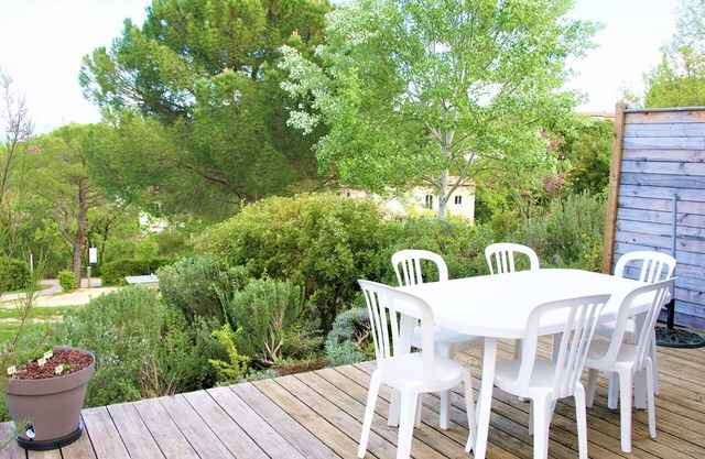 Duplex 2 BR, 6 Pers, Terrasse Privée, WiFi, Animaux OK – Grospierres