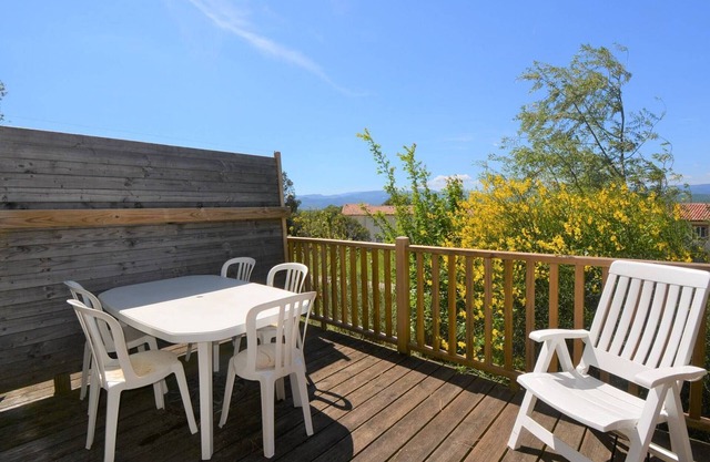Duplex for 6 with Private Terrace in Grospierres