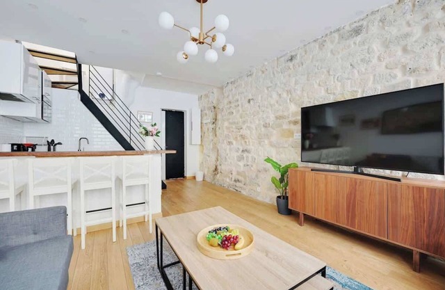 Duplex pour 6 à République – Confort et Centralité