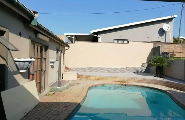 Durban selfcatering home - 2 Guestsn