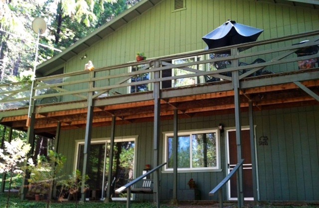 Dutch Flat, Serenity Central: Cozy Home in the Woods