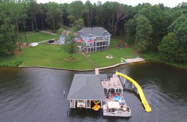 Eagle's Cove, 8800 SF/12 Acres, 3/4 mile water frontage with kayaks & SUPs