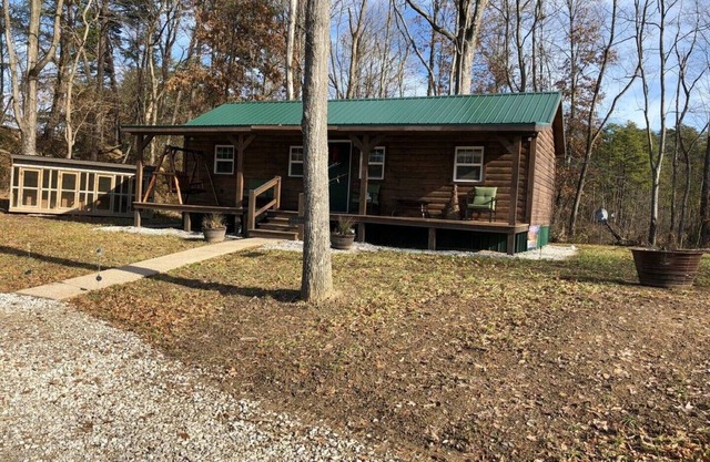 Eagles Nest Camping Black Creek Cabin
