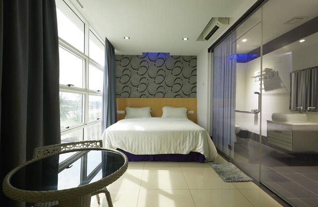 East Sun Hotel Sekinchan - Self Check In