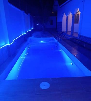 eastwaveapartments