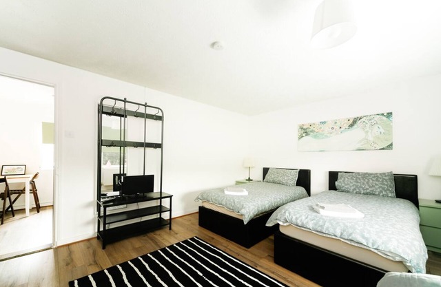 Eastwood Lodge