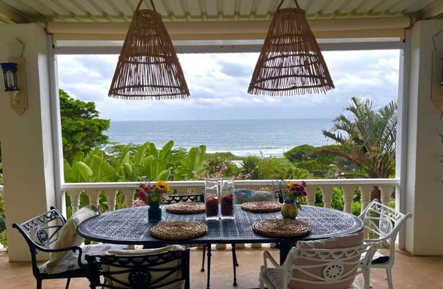 Eclectic Beach House 👙