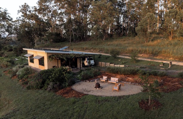 Eco-Friendly Cottage @ The Simple Patch Farm