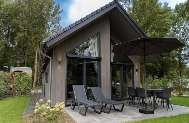 Eco Villa in Latour with Garden Sauna