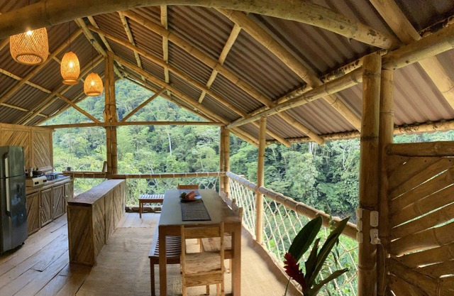 EcoBungalow In The Santo Domingo River/Melcocho