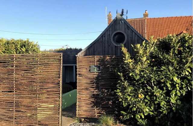 Ecocoon Cottage – Sleeps 4 – 2 Bathrooms – Heated Indoor Pool