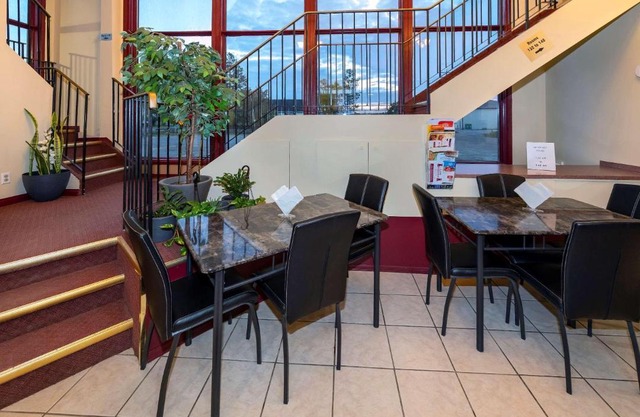 Econo Lodge