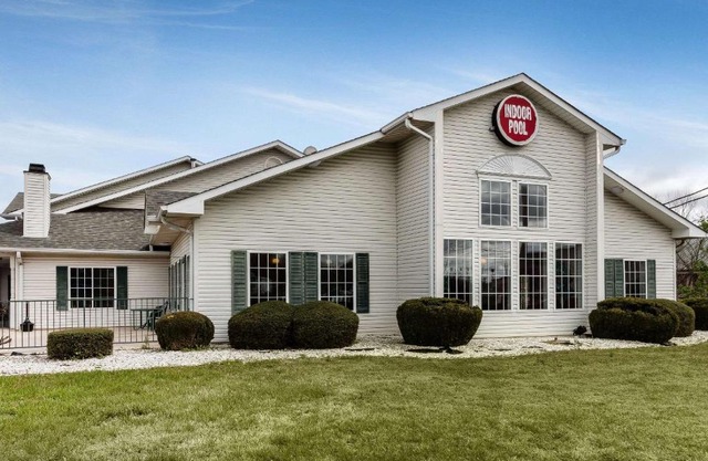 Econo Lodge Inn & Suites Dickson