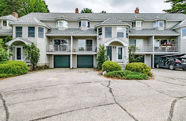 Eden Ridge Condo - Newly renovated Bethel Condo. Close to downtown, sleeps 6, views