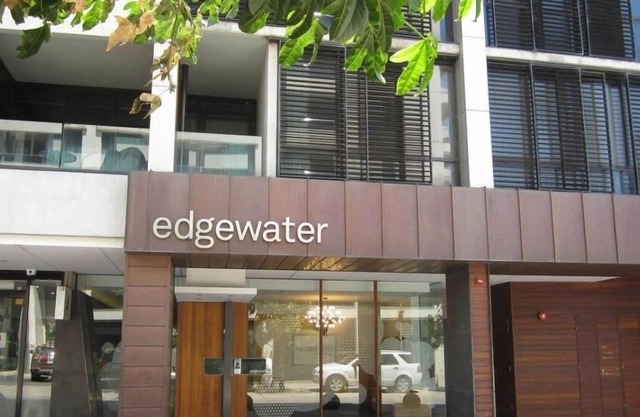 Edgewater 208