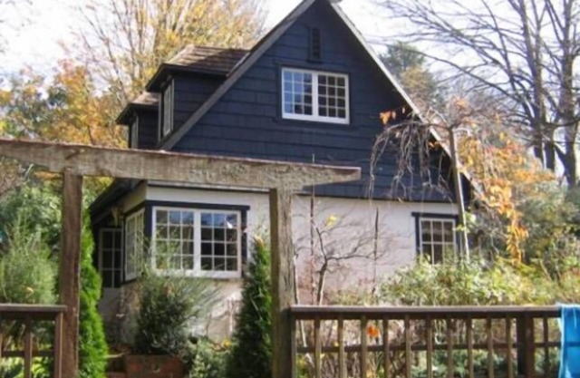 Edna Walling Cottage - heritage listed