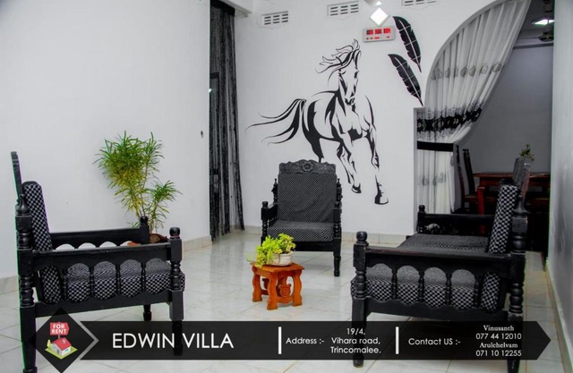 Edwin Villa