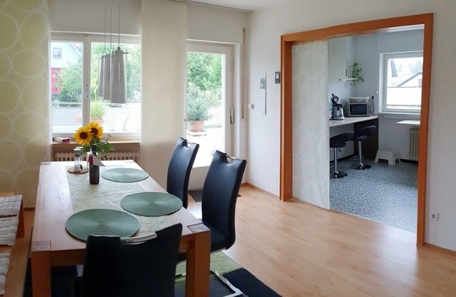 EG-Ferienwohnung, 86 qm, 1 Wohnzimmer, 1 Schlafzimmer, max. 4 Personen