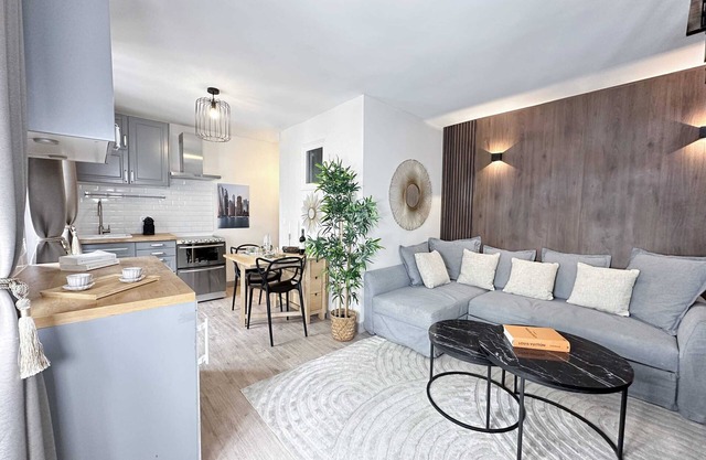 Eiffel Tower: Unique Parisian Duplex