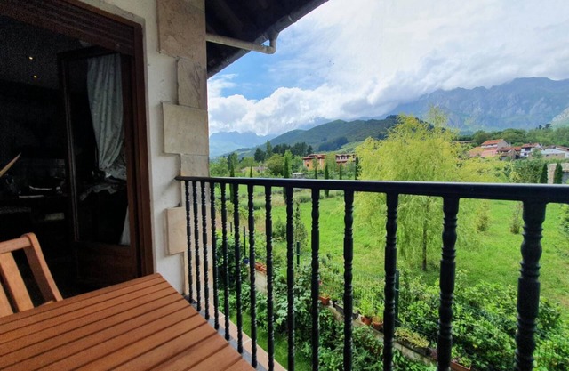 El Mirador de Potes With terrace, garage, Wifi and Barbeque
