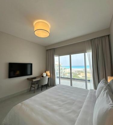 Elegant 2BR Seaview Hotel Suite