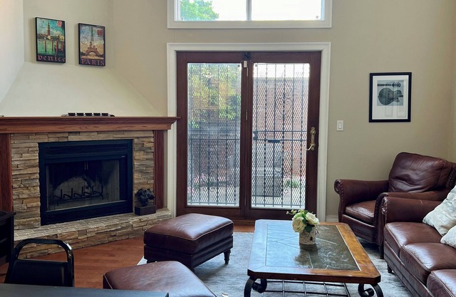 Elegant 4 br Old Town Home; Private Yard; Parking; Amazing Location