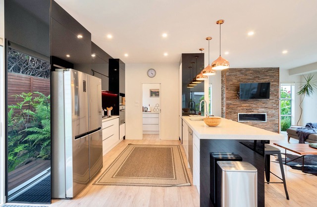 Elegant and Stylish Retreat in Epsom