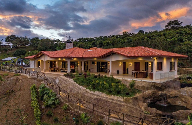 Elegant Countryside Retreat in Gated Community – 3BR Luxury Home in Naranjo