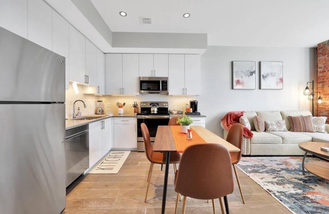 Elegant Main Street Living* Near NYC