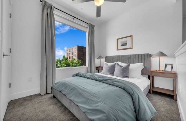 Elegant & Modern! Near Downtown with Discounts!