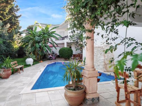Elegant villa in Hammamet with year-round private pool
