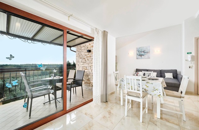 Elia Apartments - Apartment