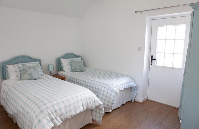 Elm Cottage Touring Park