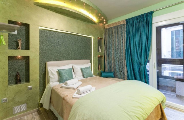 Emerald central luxury mini suite
