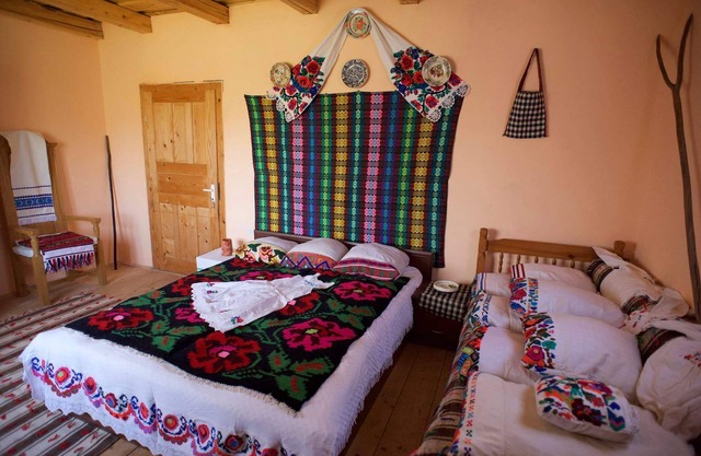 ENCHANTING Holiday Home, Maramures, NW Transylvania near Rogoz UNESCO Church