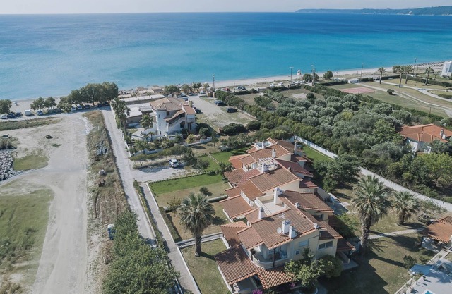 Encore Sea Side Villa, Posidi