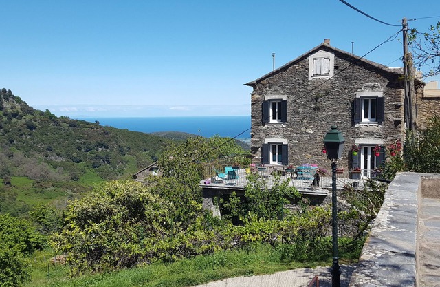 English Club in Corsica Apartment in Porri