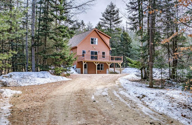 English Woods Cottage - Secluded 3 bedroom cottage located in the English Woods!