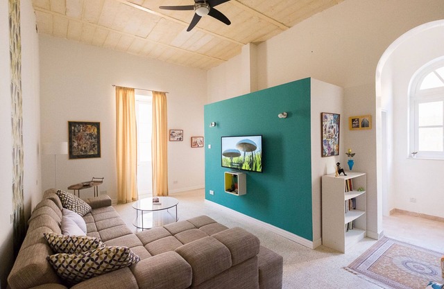 Enjoy and Relax at the Blu House