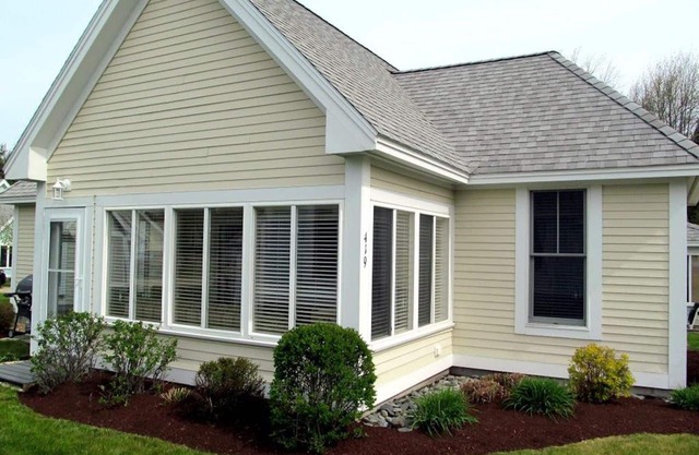Enjoy our super "cute" Summer Village cottage!