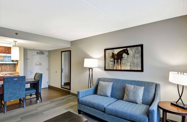 Enjoy Spacious Unit w/Kitchen, BQQ Area & Free Parking | Near Fayette Mall