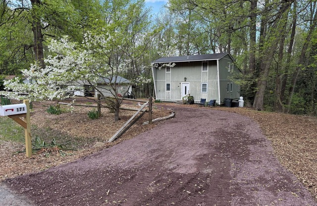 Enjoy the beach & the woods while you relax & unwind at Wandering Woods Bungalow