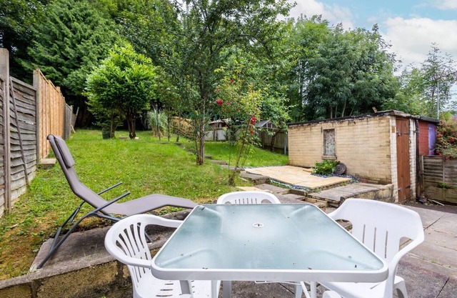 Entire 2beds home, Leeds14, United Kingdomnn